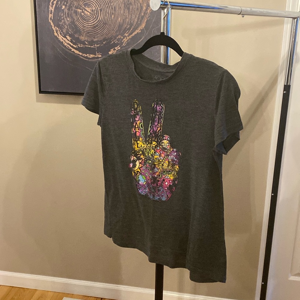 Women's tee